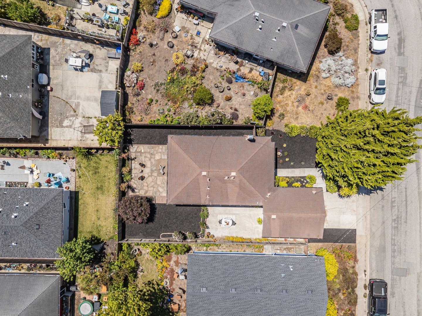 Detail Gallery Image 31 of 64 For 1440 Serra Dr, Pacifica,  CA 94044 - 3 Beds | 1 Baths