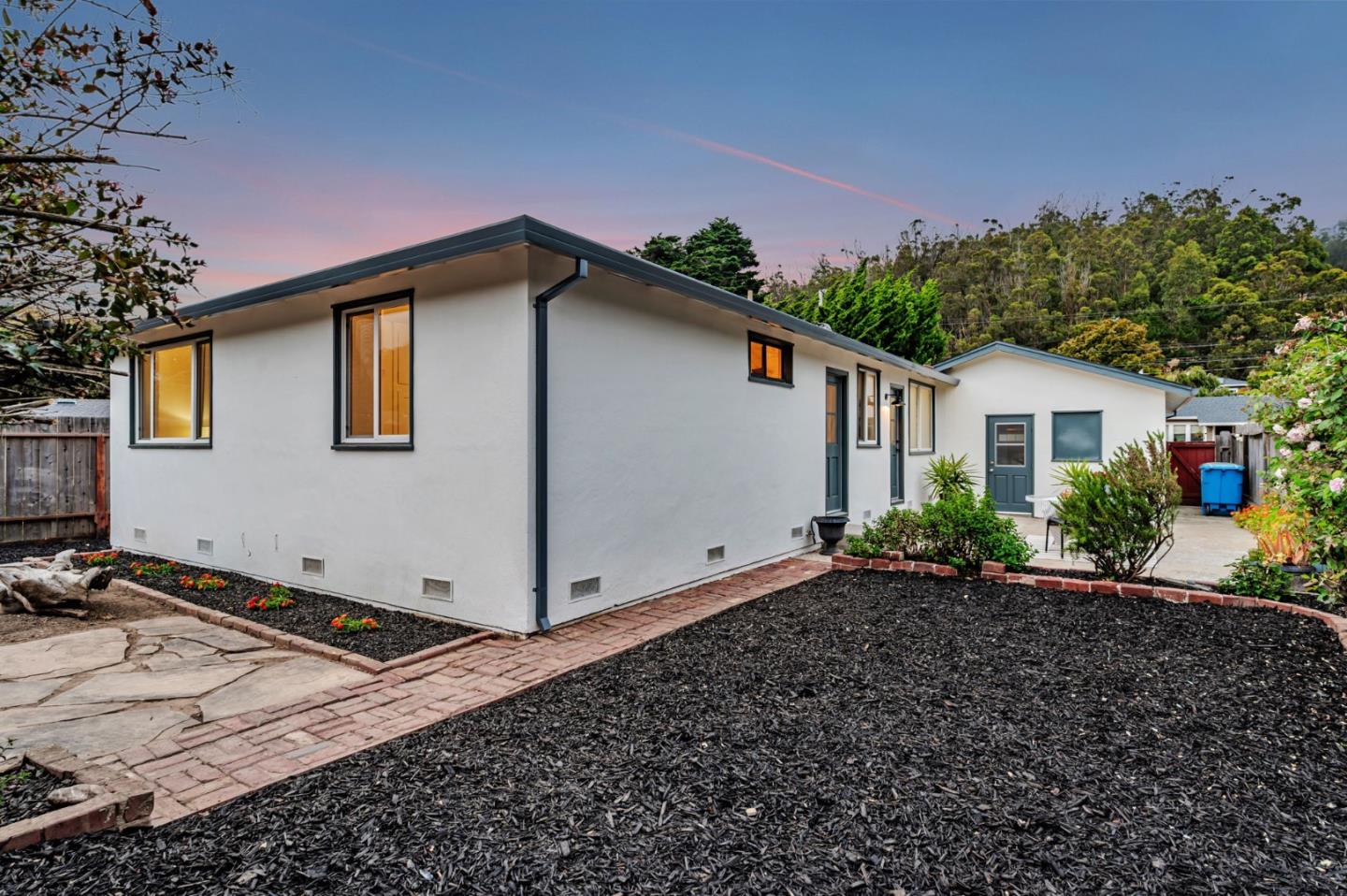 Detail Gallery Image 43 of 64 For 1440 Serra Dr, Pacifica,  CA 94044 - 3 Beds | 1 Baths