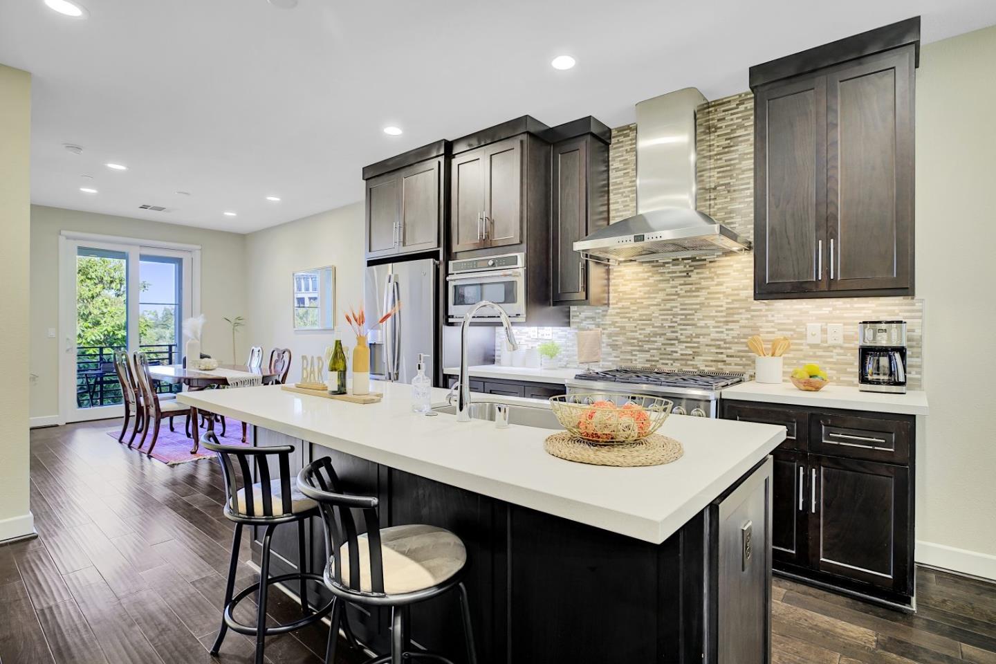 Detail Gallery Image 14 of 57 For 3044 Mawing Rd, San Mateo,  CA 94403 - 4 Beds | 4 Baths