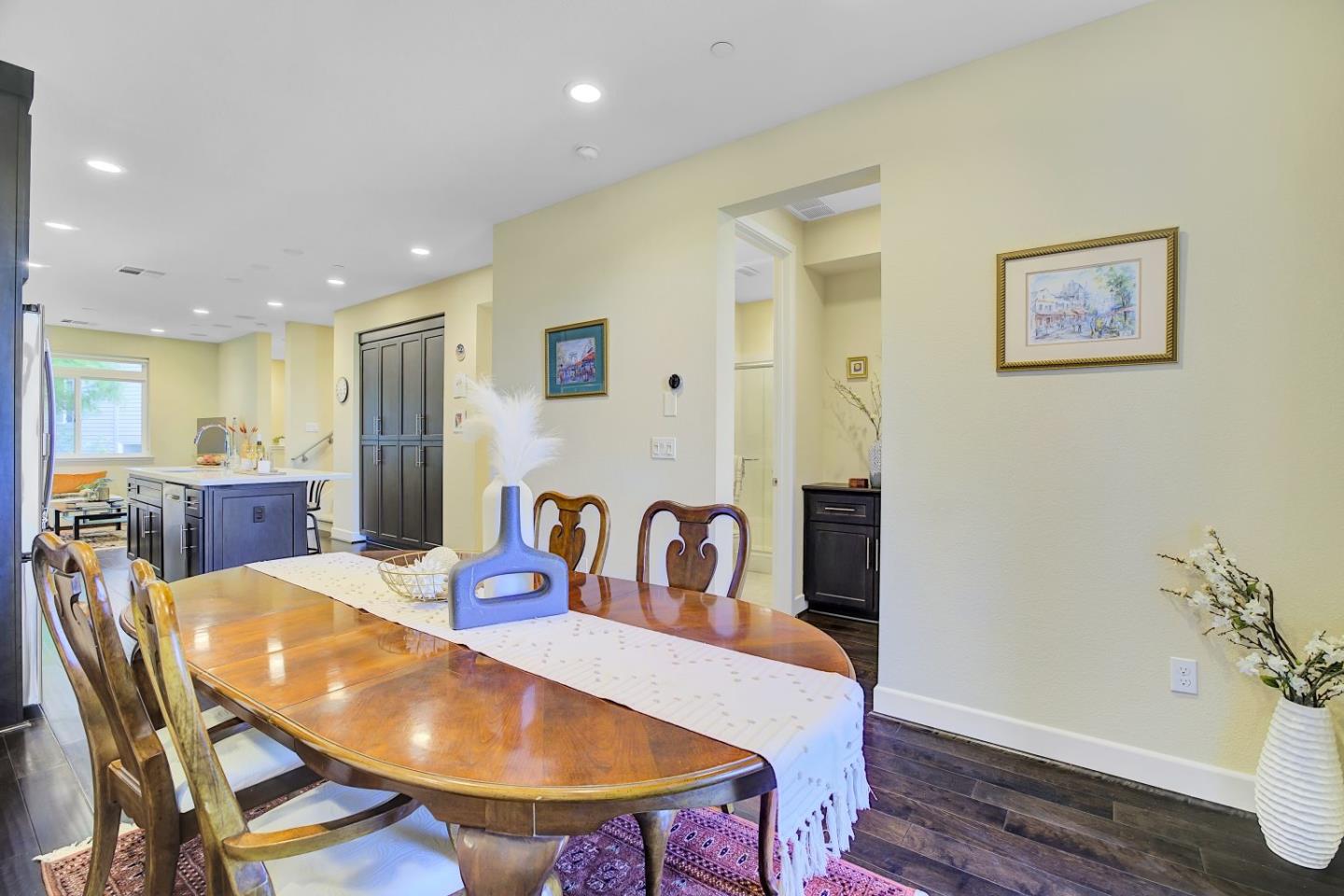 Detail Gallery Image 15 of 57 For 3044 Mawing Rd, San Mateo,  CA 94403 - 4 Beds | 4 Baths