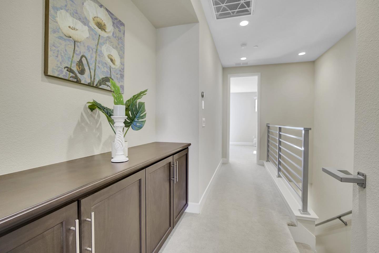Detail Gallery Image 27 of 57 For 3044 Mawing Rd, San Mateo,  CA 94403 - 4 Beds | 4 Baths