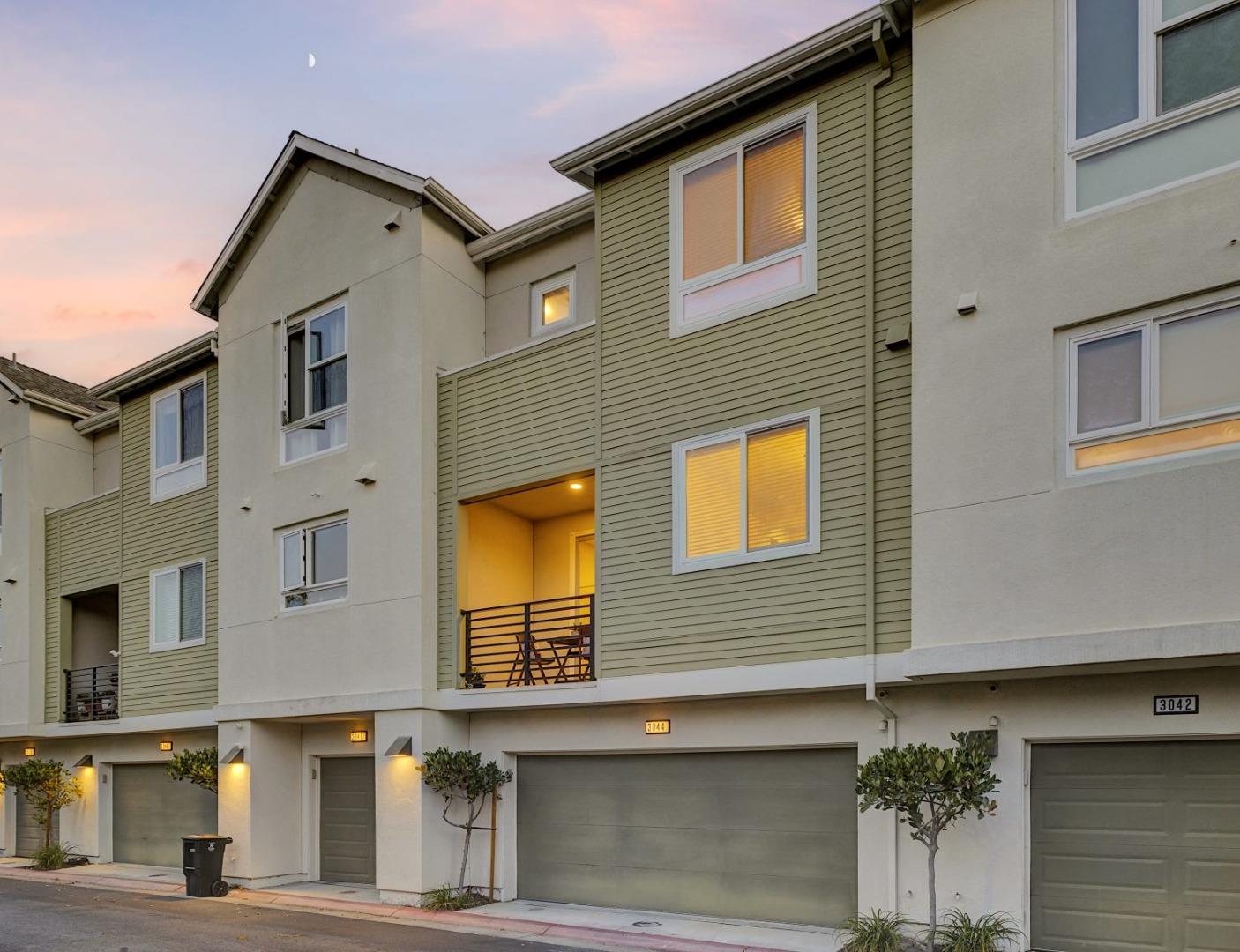 Detail Gallery Image 3 of 57 For 3044 Mawing Rd, San Mateo,  CA 94403 - 4 Beds | 4 Baths