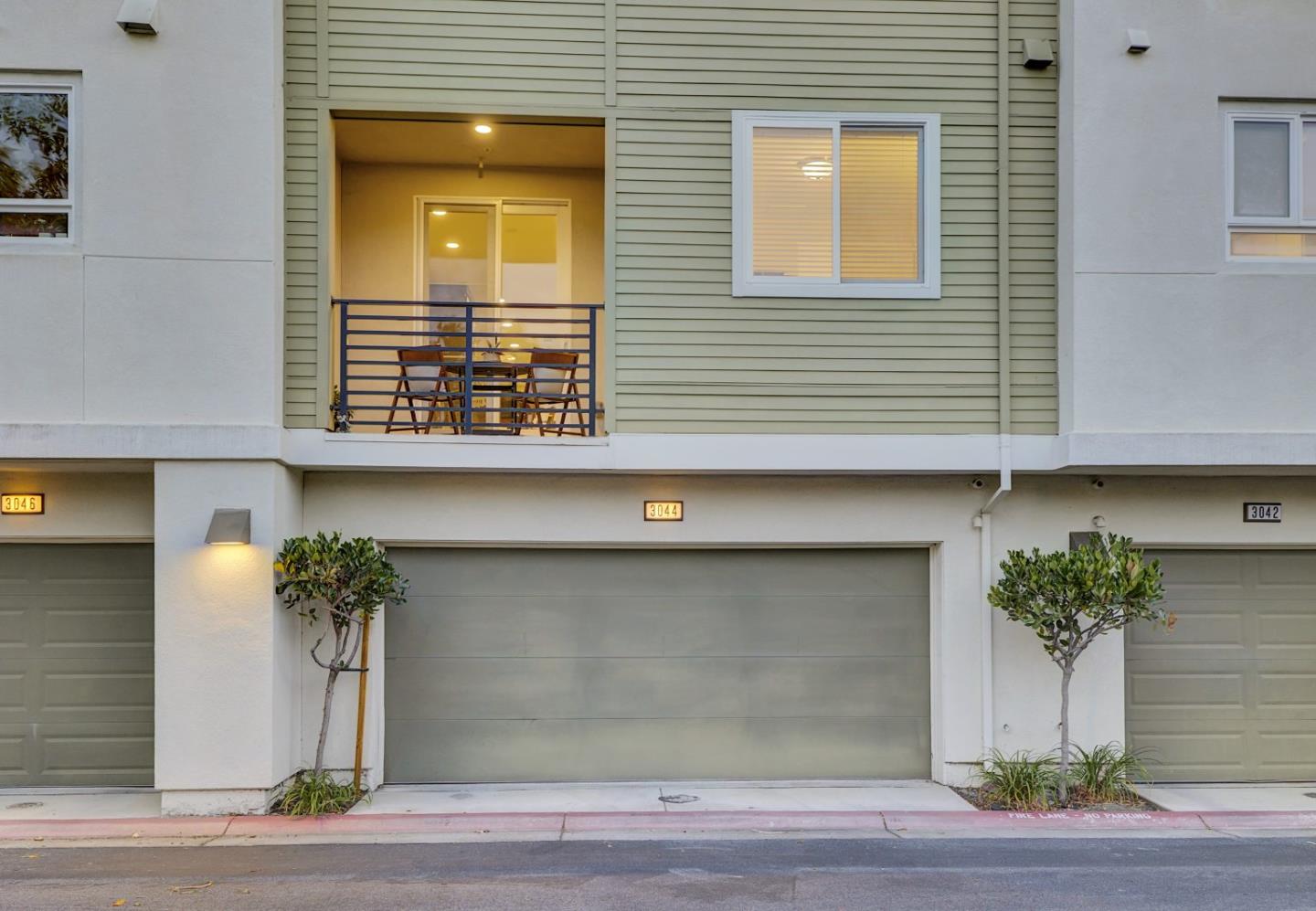Detail Gallery Image 4 of 57 For 3044 Mawing Rd, San Mateo,  CA 94403 - 4 Beds | 4 Baths