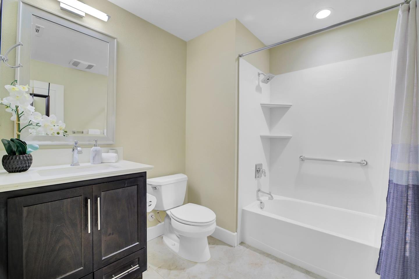 Detail Gallery Image 40 of 57 For 3044 Mawing Rd, San Mateo,  CA 94403 - 4 Beds | 4 Baths