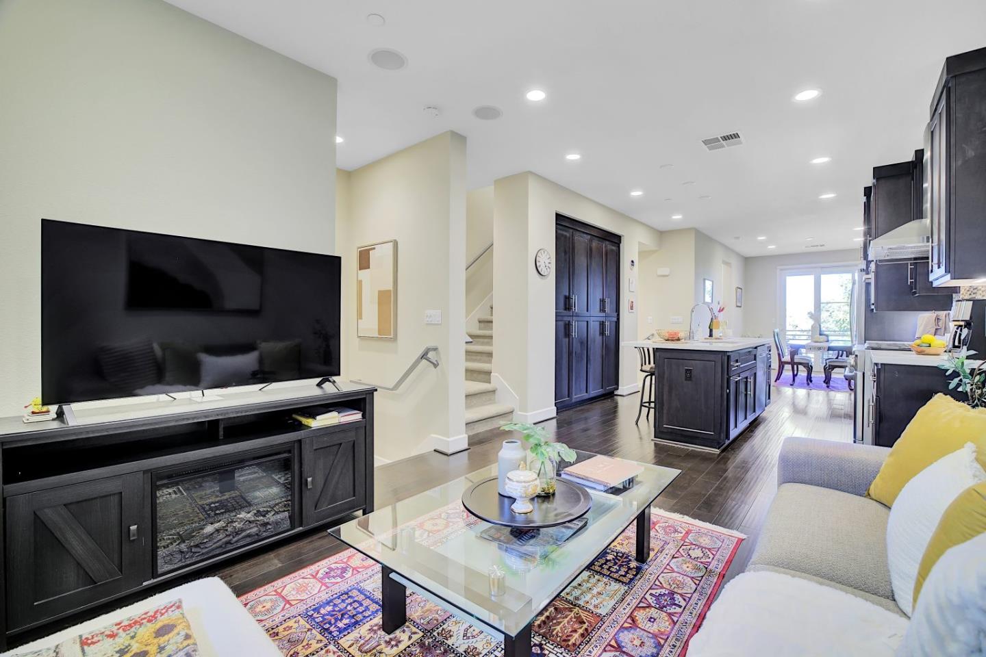 Detail Gallery Image 9 of 57 For 3044 Mawing Rd, San Mateo,  CA 94403 - 4 Beds | 4 Baths
