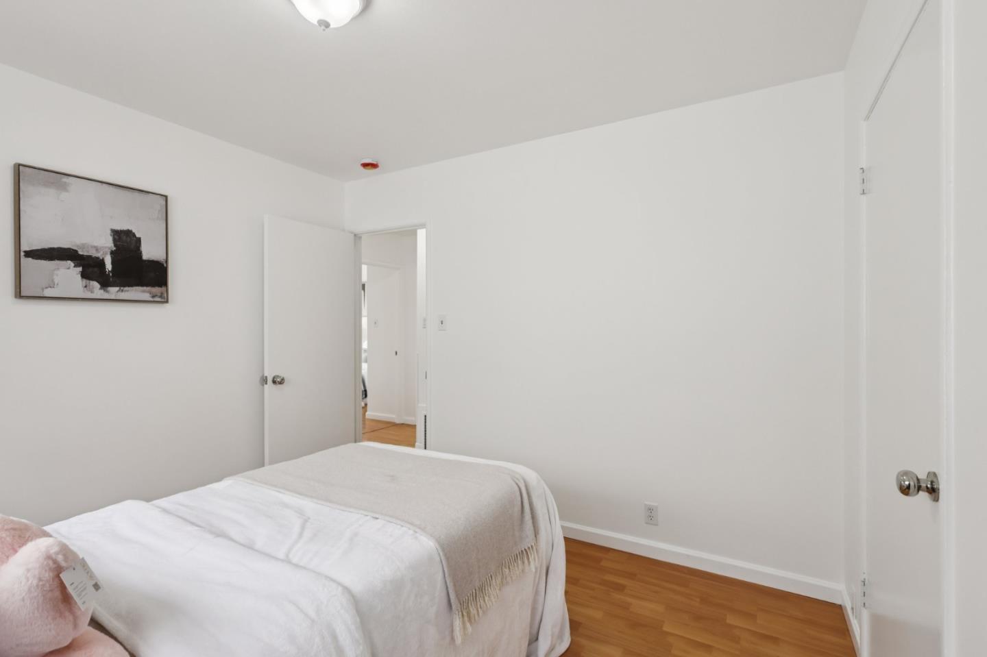 Detail Gallery Image 14 of 36 For 1360 S Mayfair Ave, Daly City,  CA 94015 - 4 Beds | 2 Baths