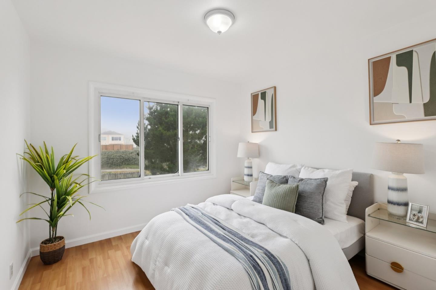 Detail Gallery Image 16 of 36 For 1360 S Mayfair Ave, Daly City,  CA 94015 - 4 Beds | 2 Baths