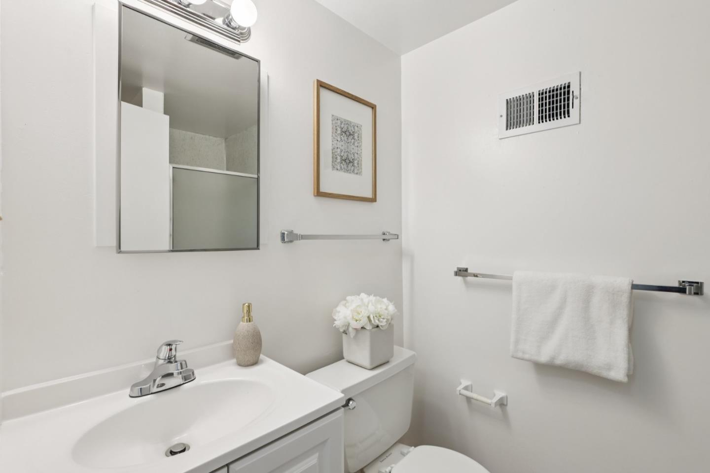 Detail Gallery Image 26 of 36 For 1360 S Mayfair Ave, Daly City,  CA 94015 - 4 Beds | 2 Baths