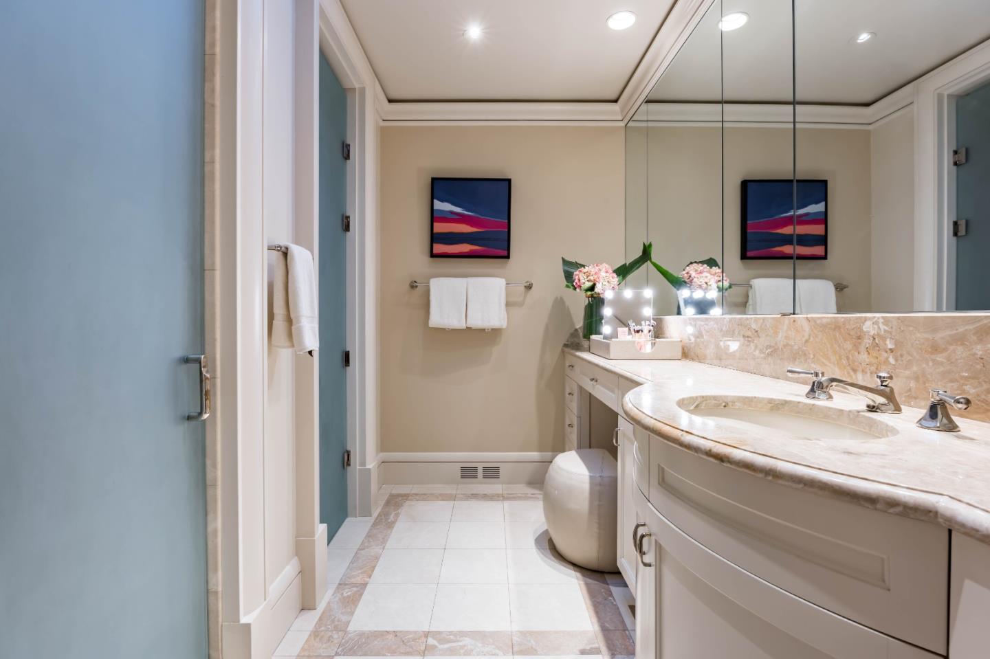 Detail Gallery Image 21 of 50 For 188 Fair Oaks Ln, Atherton,  CA 94027 - 5 Beds | 5/2 Baths