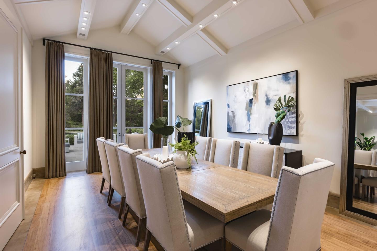 Detail Gallery Image 9 of 50 For 188 Fair Oaks Ln, Atherton,  CA 94027 - 5 Beds | 5/2 Baths