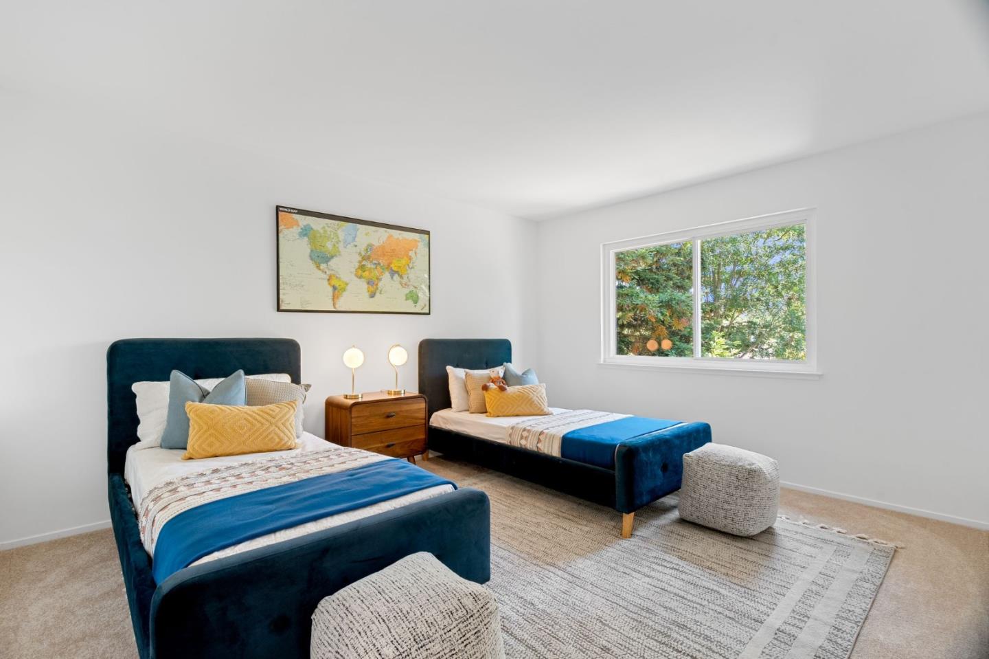 Detail Gallery Image 13 of 26 For 4198 Cherry Oaks Pl, Palo Alto,  CA 94306 - 4 Beds | 2/1 Baths