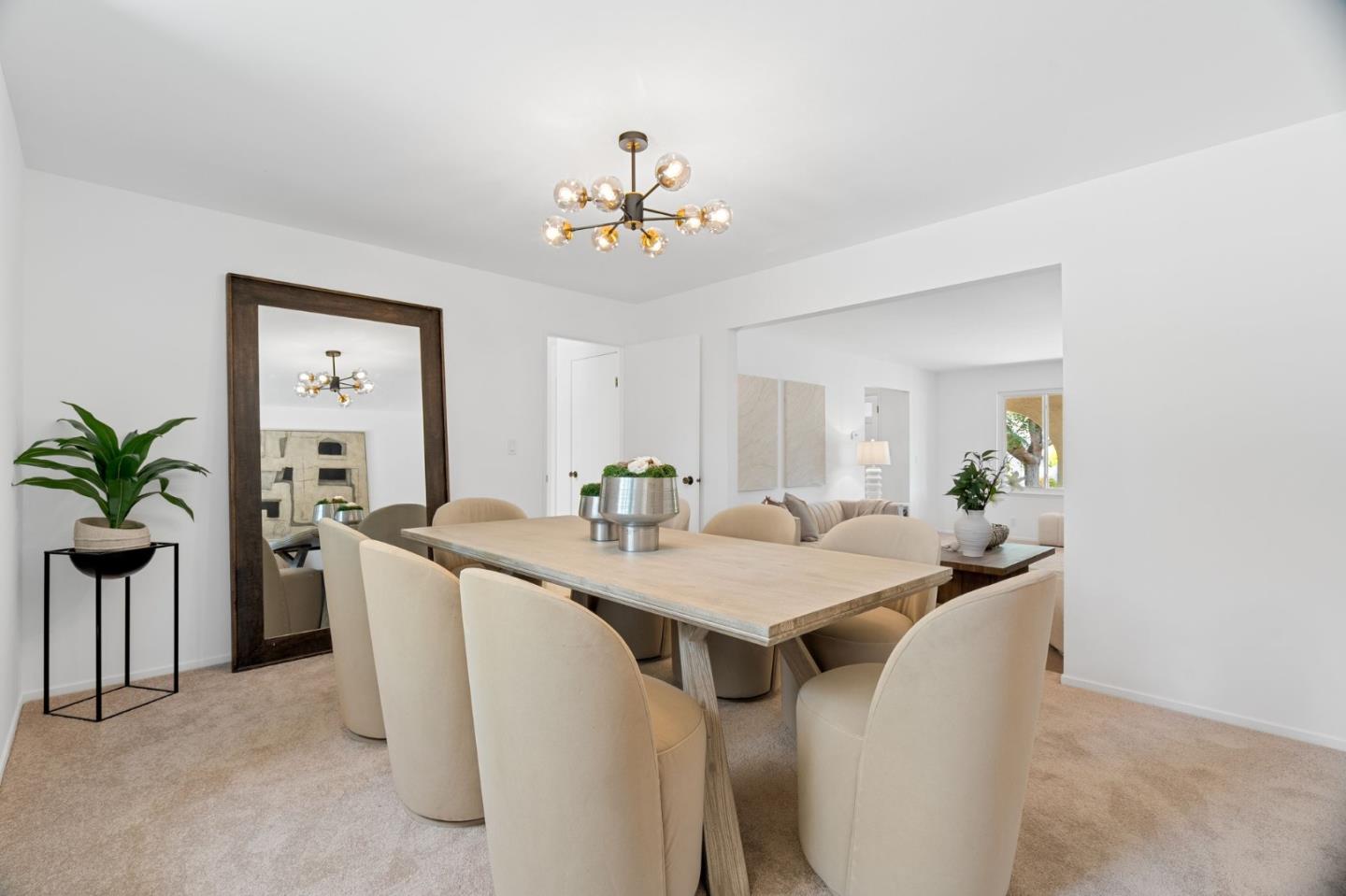 Detail Gallery Image 5 of 26 For 4198 Cherry Oaks Pl, Palo Alto,  CA 94306 - 4 Beds | 2/1 Baths