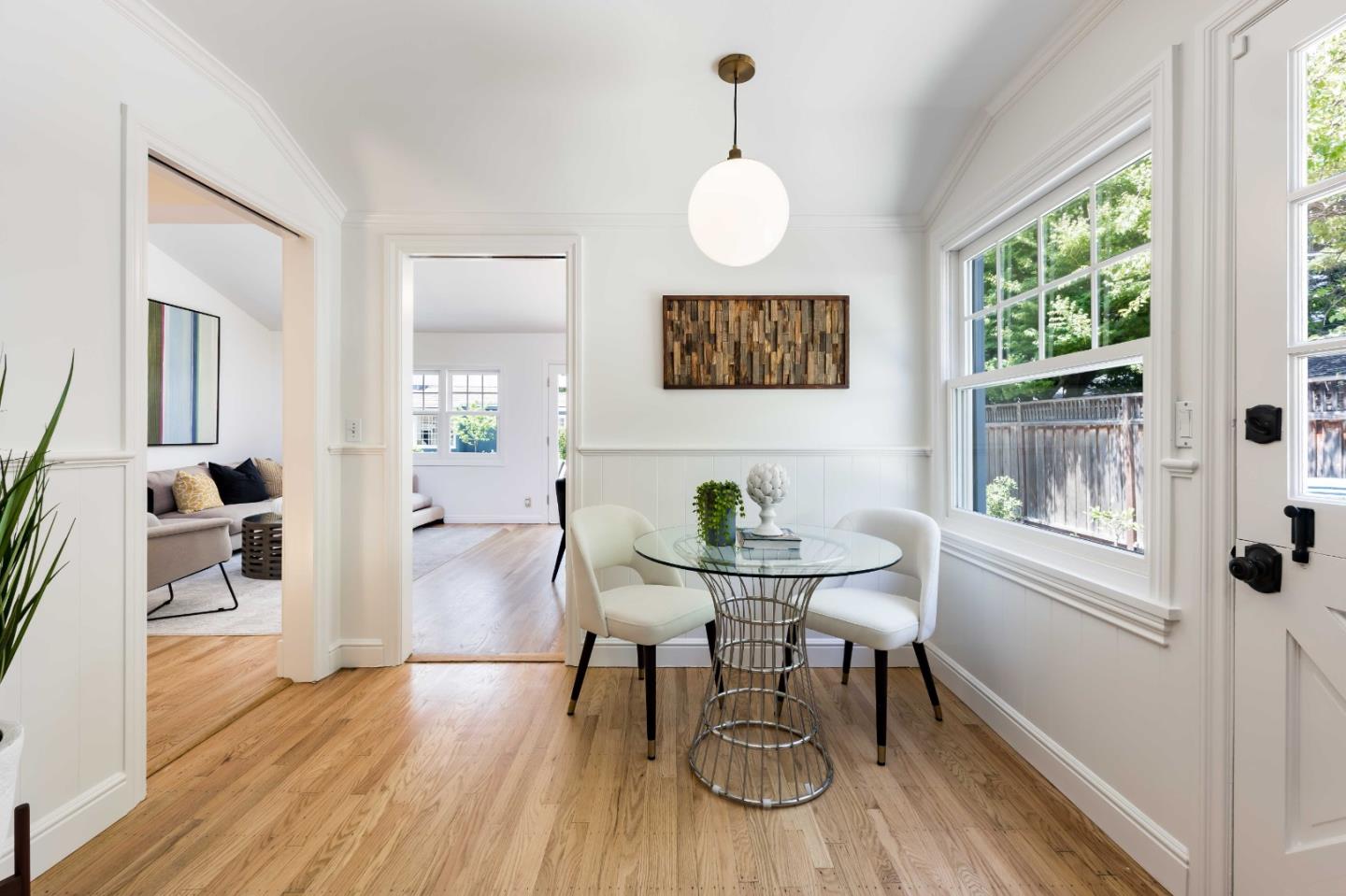 Detail Gallery Image 12 of 27 For 448 Felton Dr, Menlo Park,  CA 94025 - 3 Beds | 4 Baths