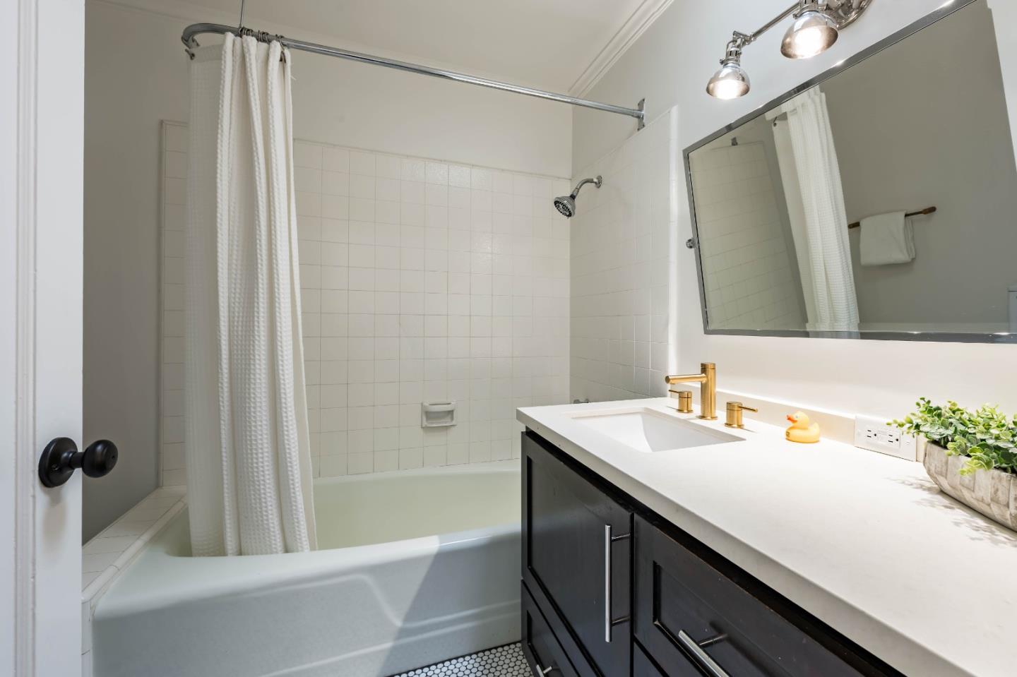 Detail Gallery Image 19 of 27 For 448 Felton Dr, Menlo Park,  CA 94025 - 3 Beds | 4 Baths
