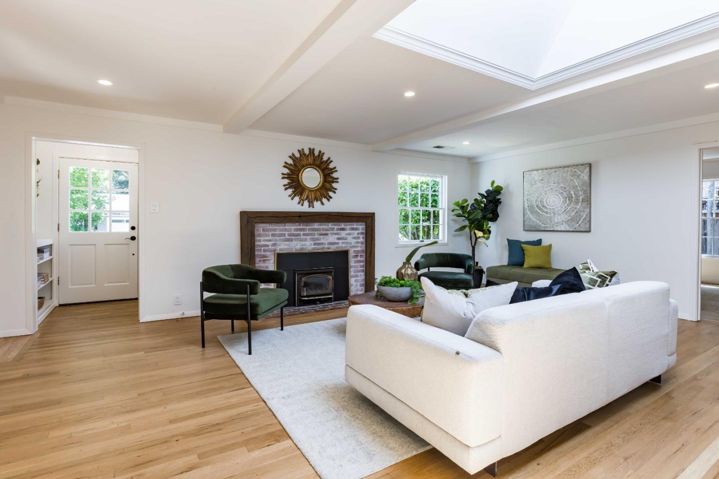 Detail Gallery Image 3 of 27 For 448 Felton Dr, Menlo Park,  CA 94025 - 3 Beds | 4 Baths