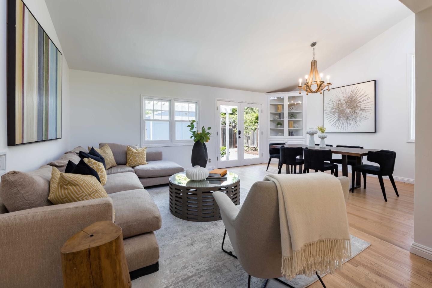 Detail Gallery Image 6 of 27 For 448 Felton Dr, Menlo Park,  CA 94025 - 3 Beds | 4 Baths