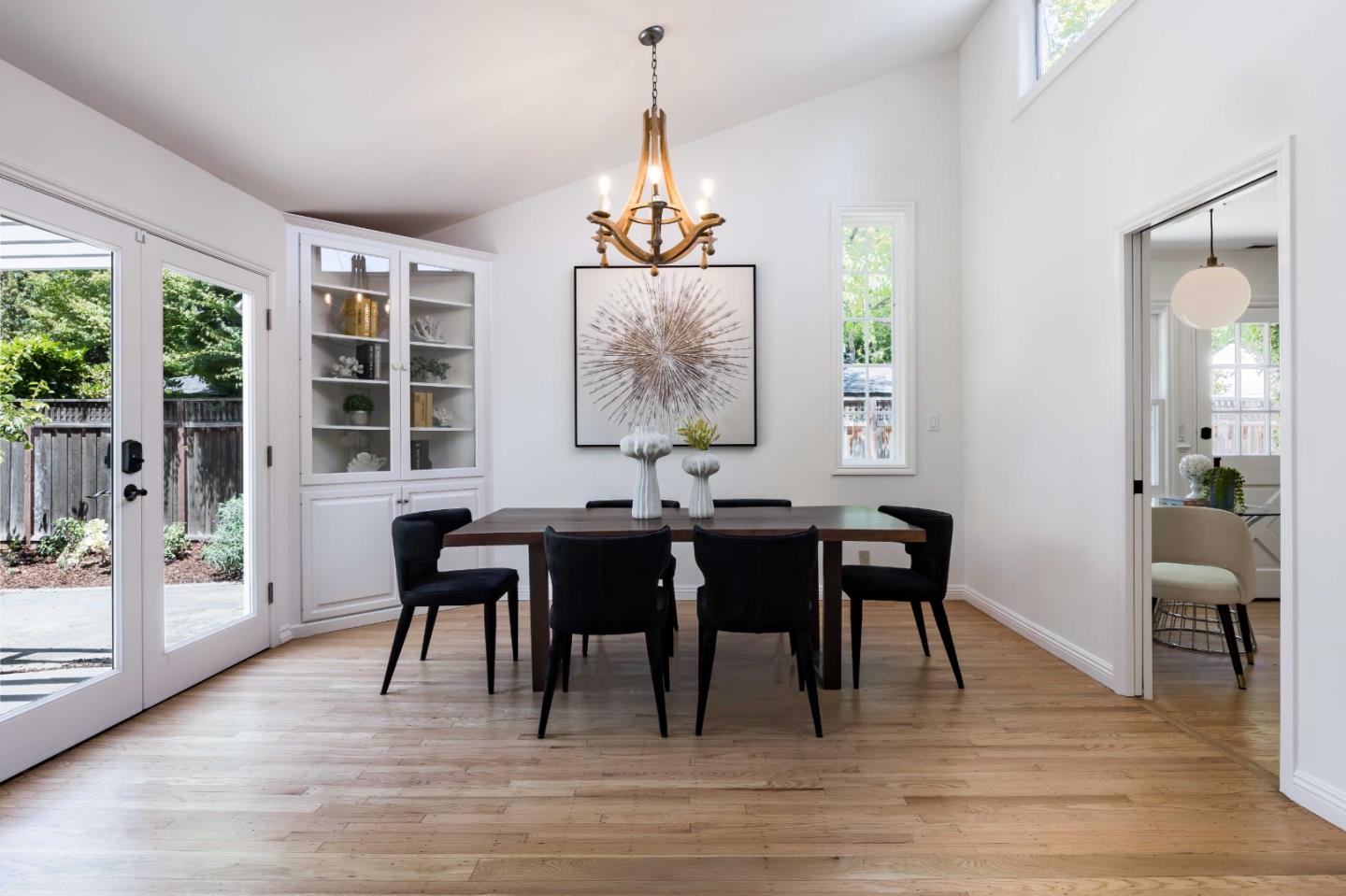 Detail Gallery Image 8 of 27 For 448 Felton Dr, Menlo Park,  CA 94025 - 3 Beds | 4 Baths