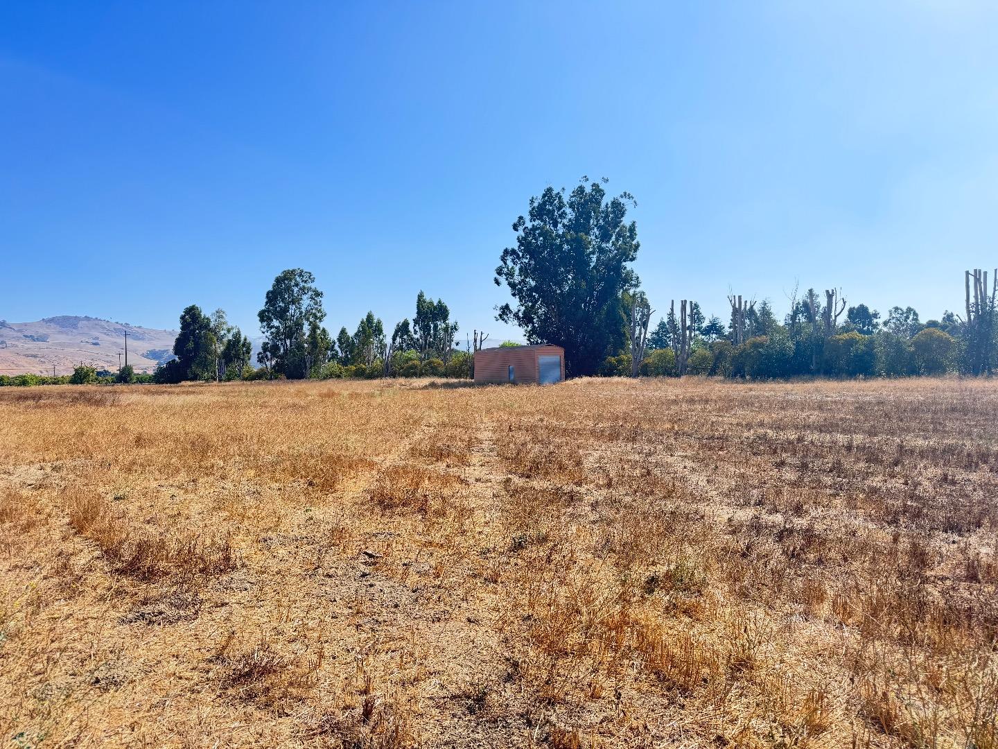 Detail Gallery Image 7 of 8 For 10868 Dougherty Ave, Morgan Hill,  CA 95037 - – Beds | – Baths