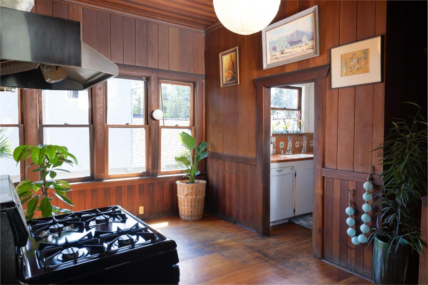 Detail Gallery Image 11 of 65 For 2-1130 E Cliff Dr a and B,  Santa Cruz,  CA 95062 - 4 Beds | 2 Baths