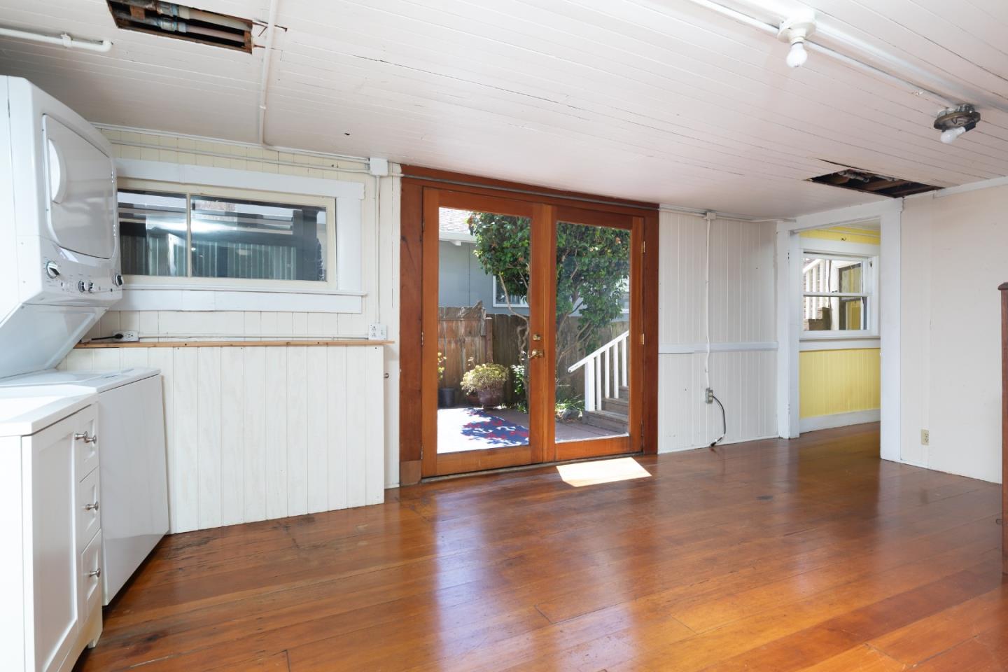 Detail Gallery Image 33 of 65 For 2-1130 E Cliff Dr a and B,  Santa Cruz,  CA 95062 - 4 Beds | 2 Baths