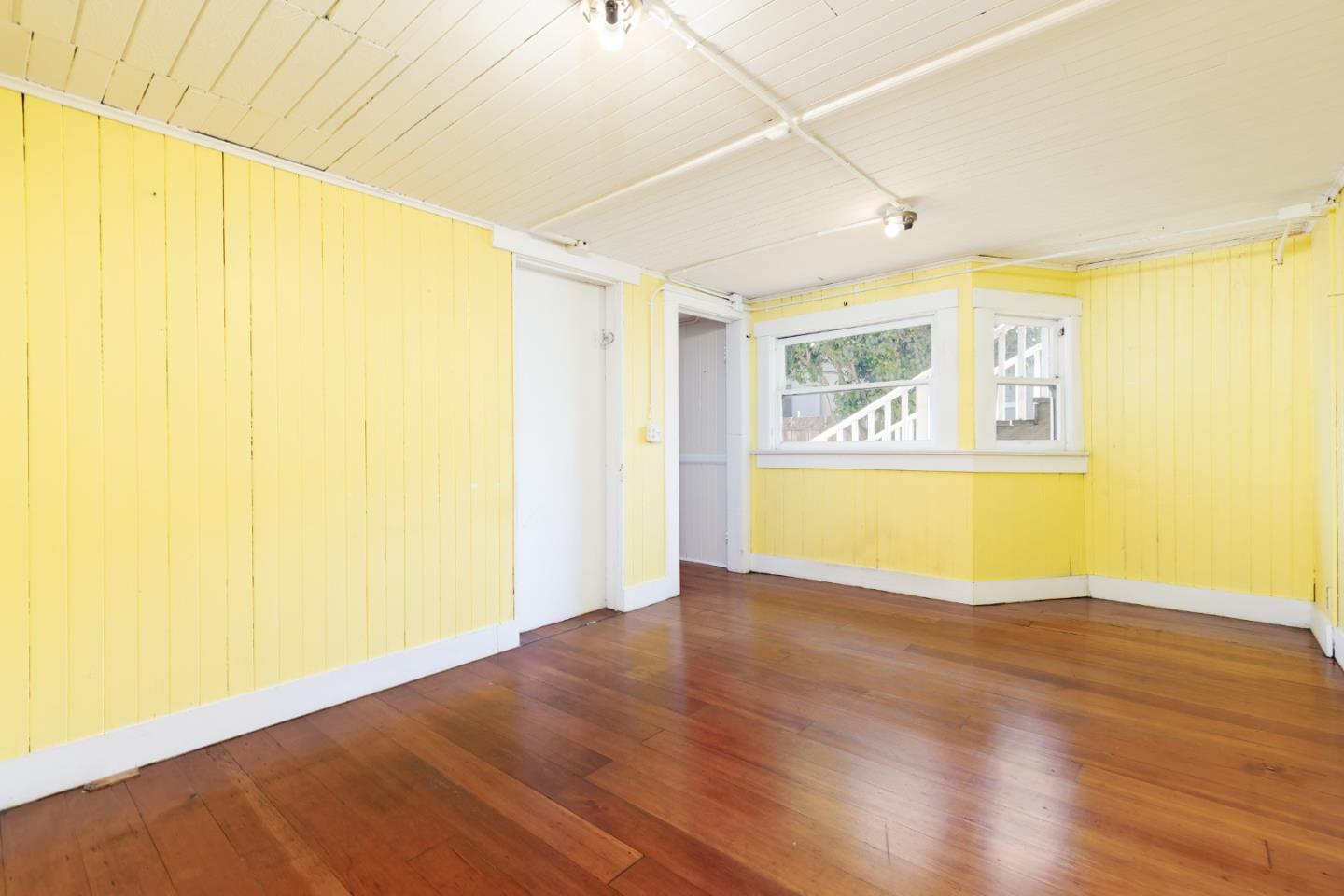 Detail Gallery Image 34 of 65 For 2-1130 E Cliff Dr a and B,  Santa Cruz,  CA 95062 - 4 Beds | 2 Baths