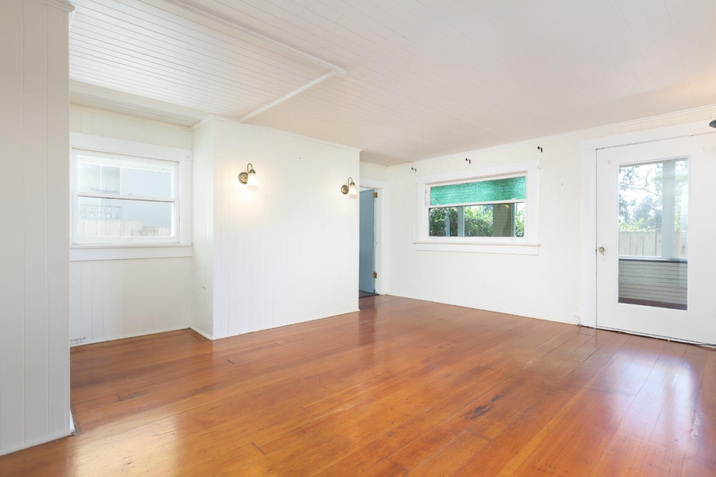Detail Gallery Image 37 of 65 For 2-1130 E Cliff Dr a and B,  Santa Cruz,  CA 95062 - 4 Beds | 2 Baths