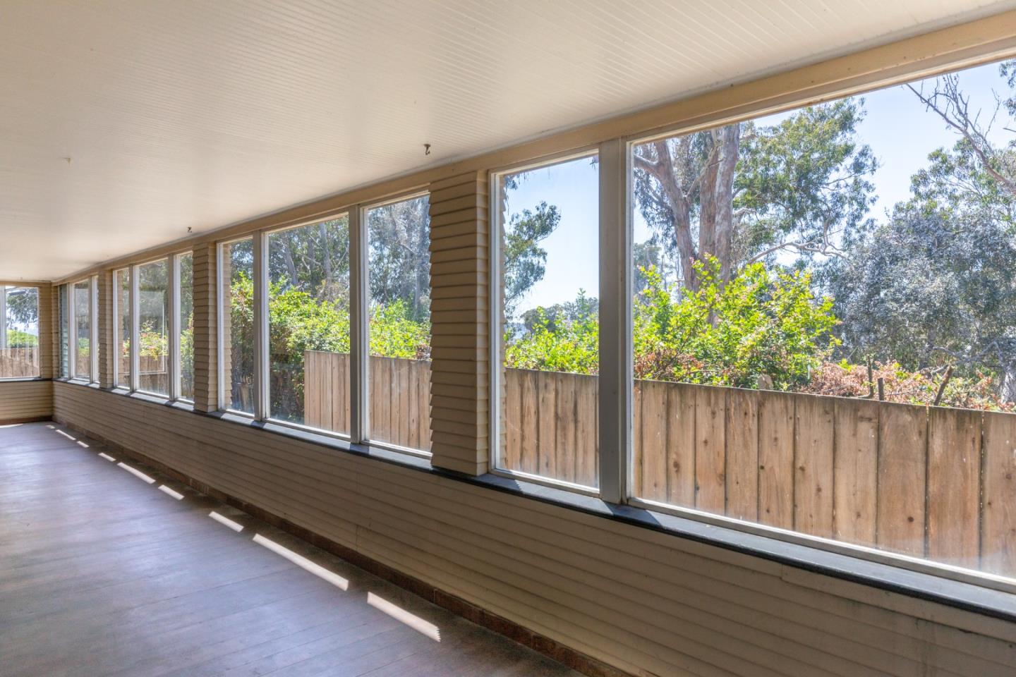 Detail Gallery Image 39 of 65 For 2-1130 E Cliff Dr a and B,  Santa Cruz,  CA 95062 - 4 Beds | 2 Baths