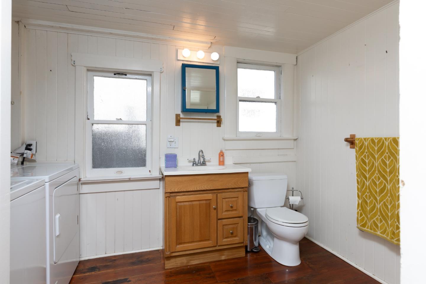 Detail Gallery Image 42 of 65 For 2-1130 E Cliff Dr a and B,  Santa Cruz,  CA 95062 - 4 Beds | 2 Baths