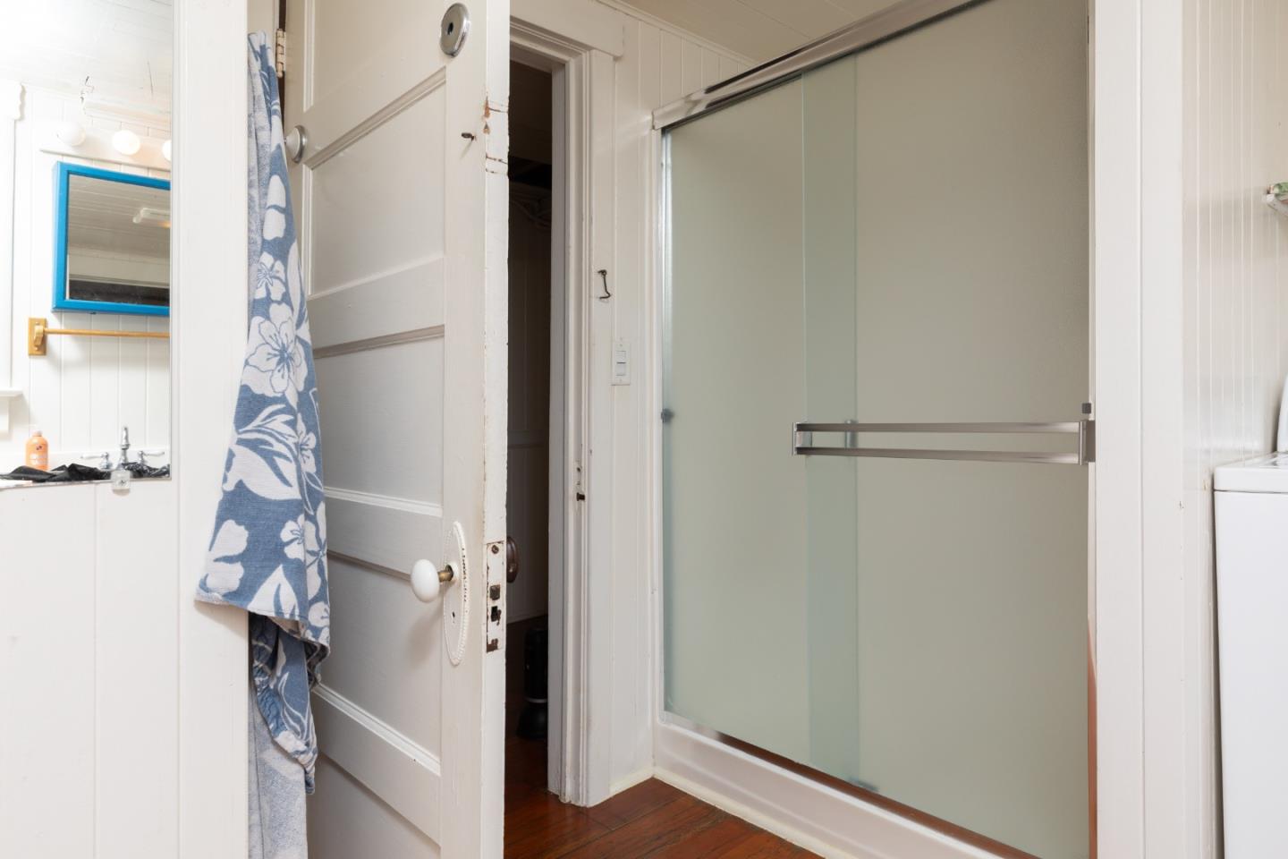 Detail Gallery Image 44 of 65 For 2-1130 E Cliff Dr a and B,  Santa Cruz,  CA 95062 - 4 Beds | 2 Baths