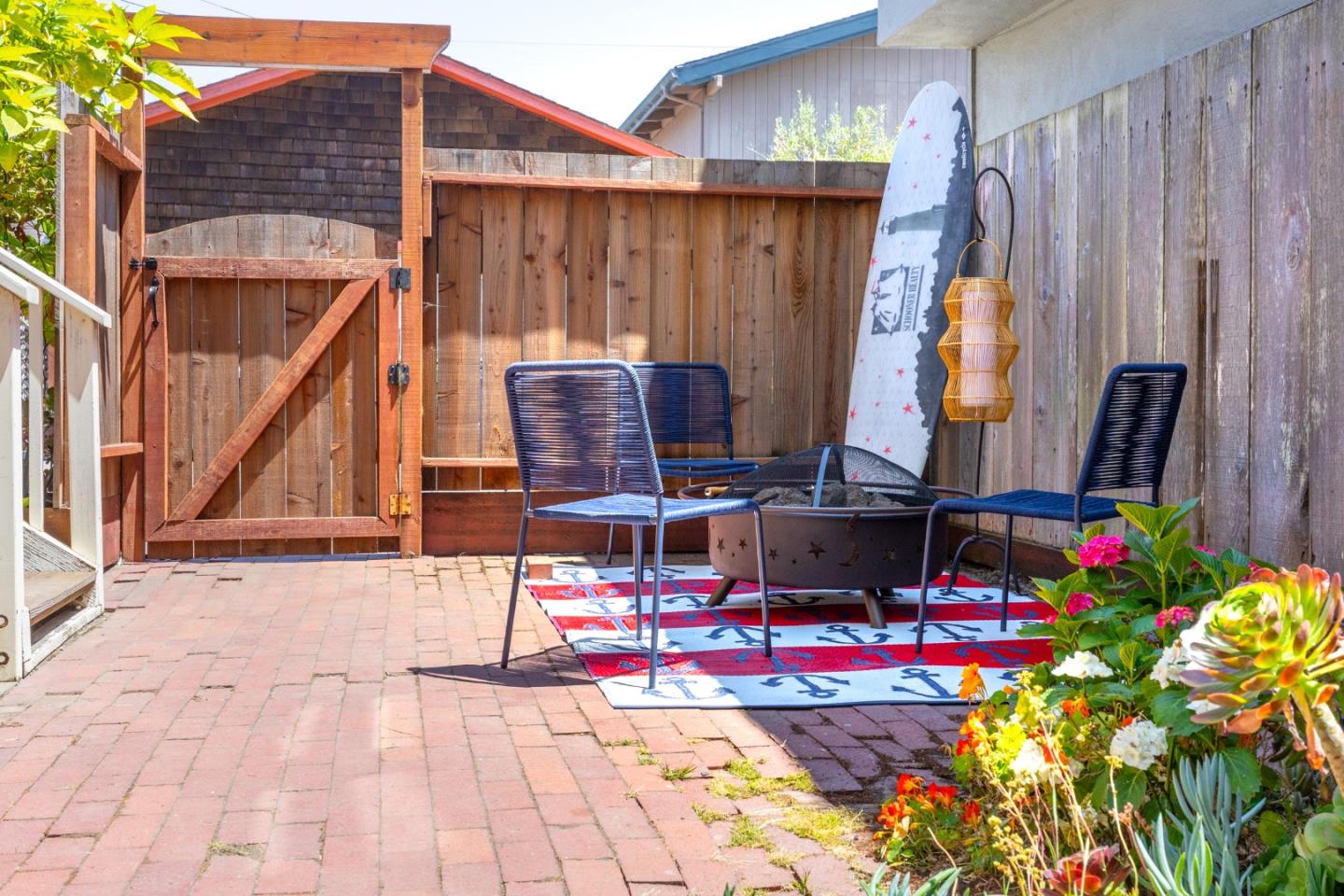 Detail Gallery Image 48 of 65 For 2-1130 E Cliff Dr a and B,  Santa Cruz,  CA 95062 - 4 Beds | 2 Baths