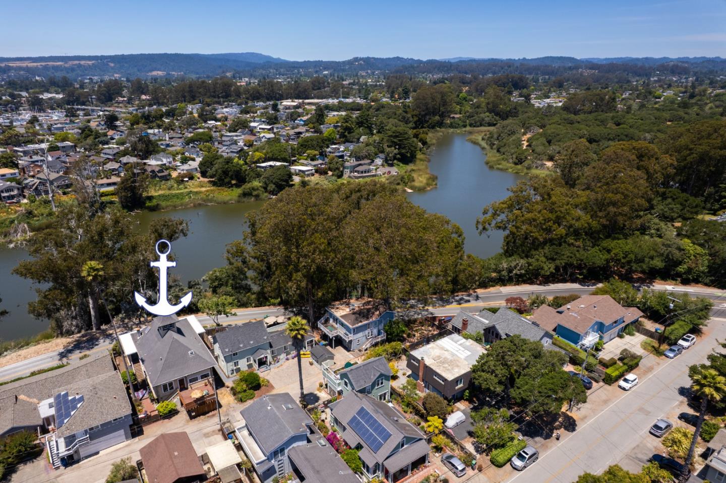 Detail Gallery Image 52 of 65 For 2-1130 E Cliff Dr a and B,  Santa Cruz,  CA 95062 - 4 Beds | 2 Baths