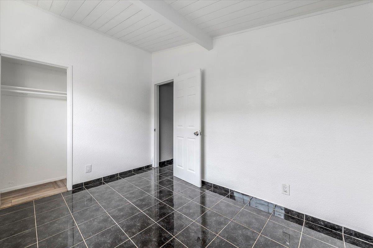 Detail Gallery Image 11 of 18 For 1877 Darwin Way, San Jose,  CA 95122 - 4 Beds | 1 Baths