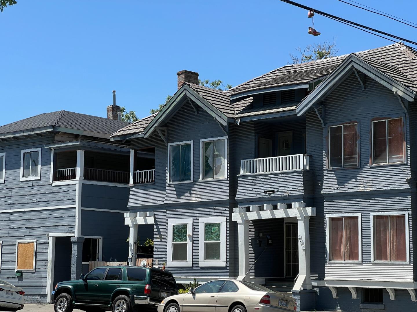 Detail Gallery Image 2 of 11 For 933 N Madison St, Stockton,  CA 95202 - – Beds | – Baths