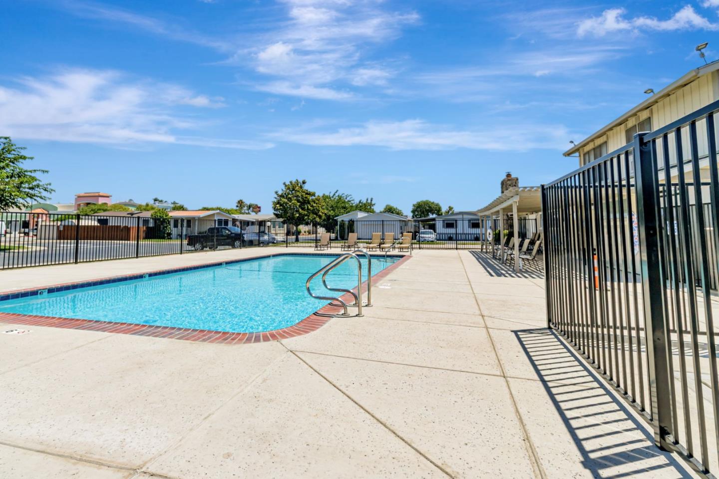 Detail Gallery Image 37 of 42 For 812 W Clover Rd #37,  Tracy,  CA 95376 - 2 Beds | 2 Baths