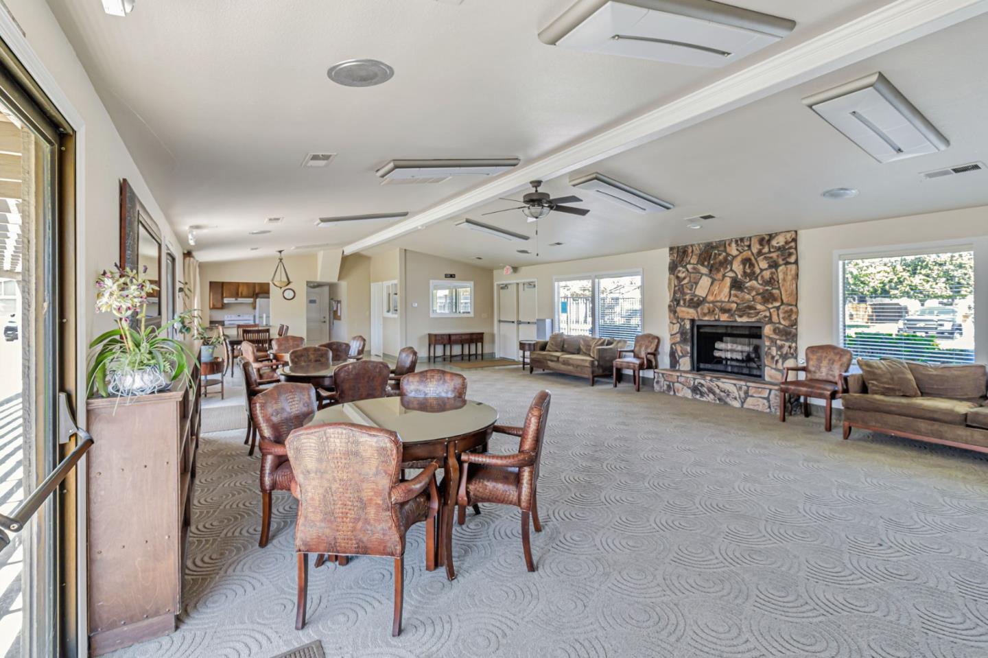 Detail Gallery Image 40 of 42 For 812 W Clover Rd #37,  Tracy,  CA 95376 - 2 Beds | 2 Baths