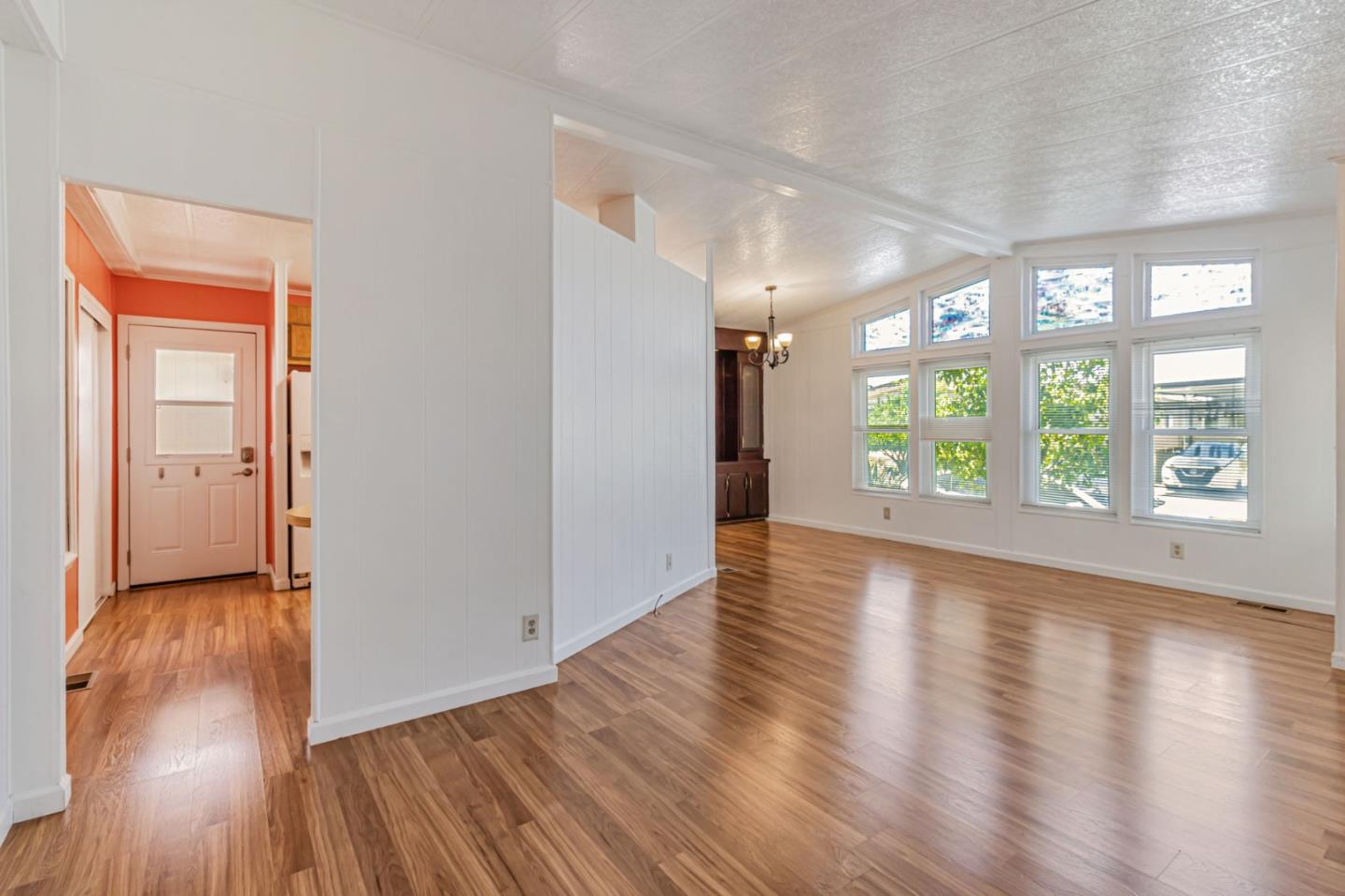 Detail Gallery Image 8 of 42 For 812 W Clover Rd #37,  Tracy,  CA 95376 - 2 Beds | 2 Baths