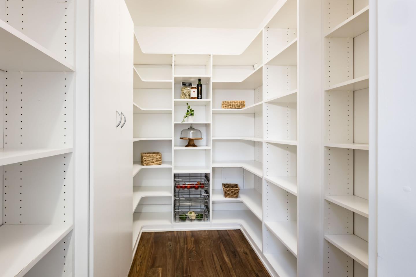 Detail Gallery Image 12 of 32 For 240 3rd St #301,  Los Altos,  CA 94022 - 2 Beds | 2/1 Baths