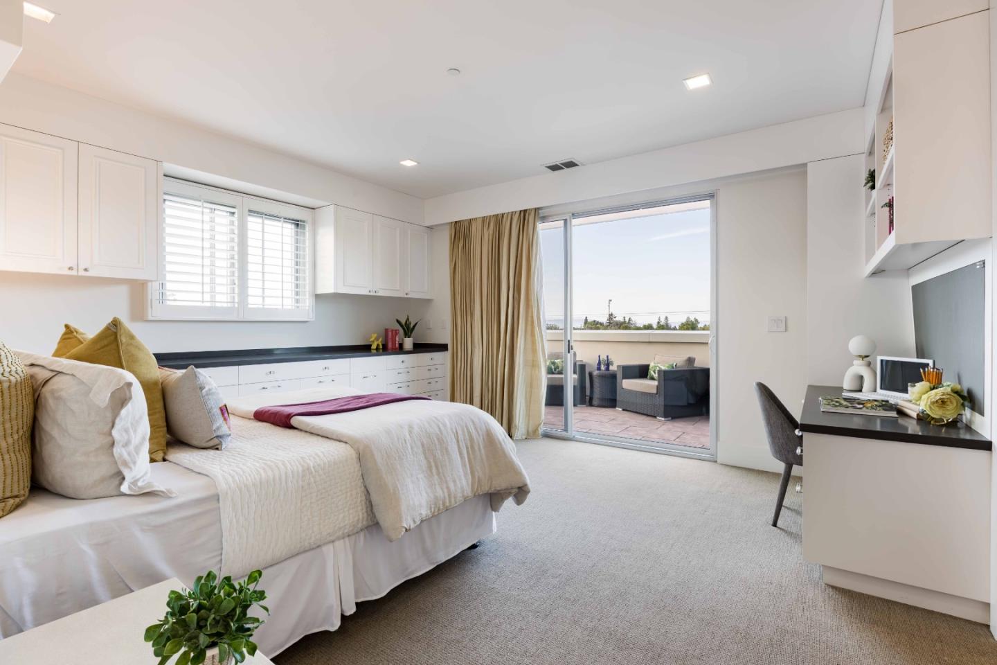 Detail Gallery Image 23 of 32 For 240 3rd St #301,  Los Altos,  CA 94022 - 2 Beds | 2/1 Baths