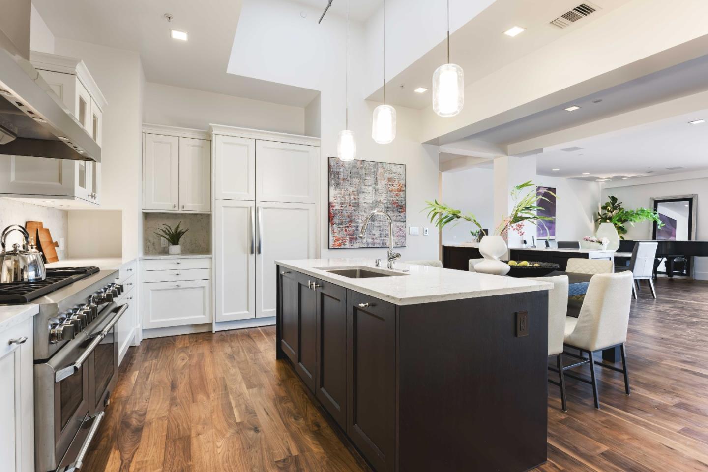 Detail Gallery Image 9 of 32 For 240 3rd St #301,  Los Altos,  CA 94022 - 2 Beds | 2/1 Baths