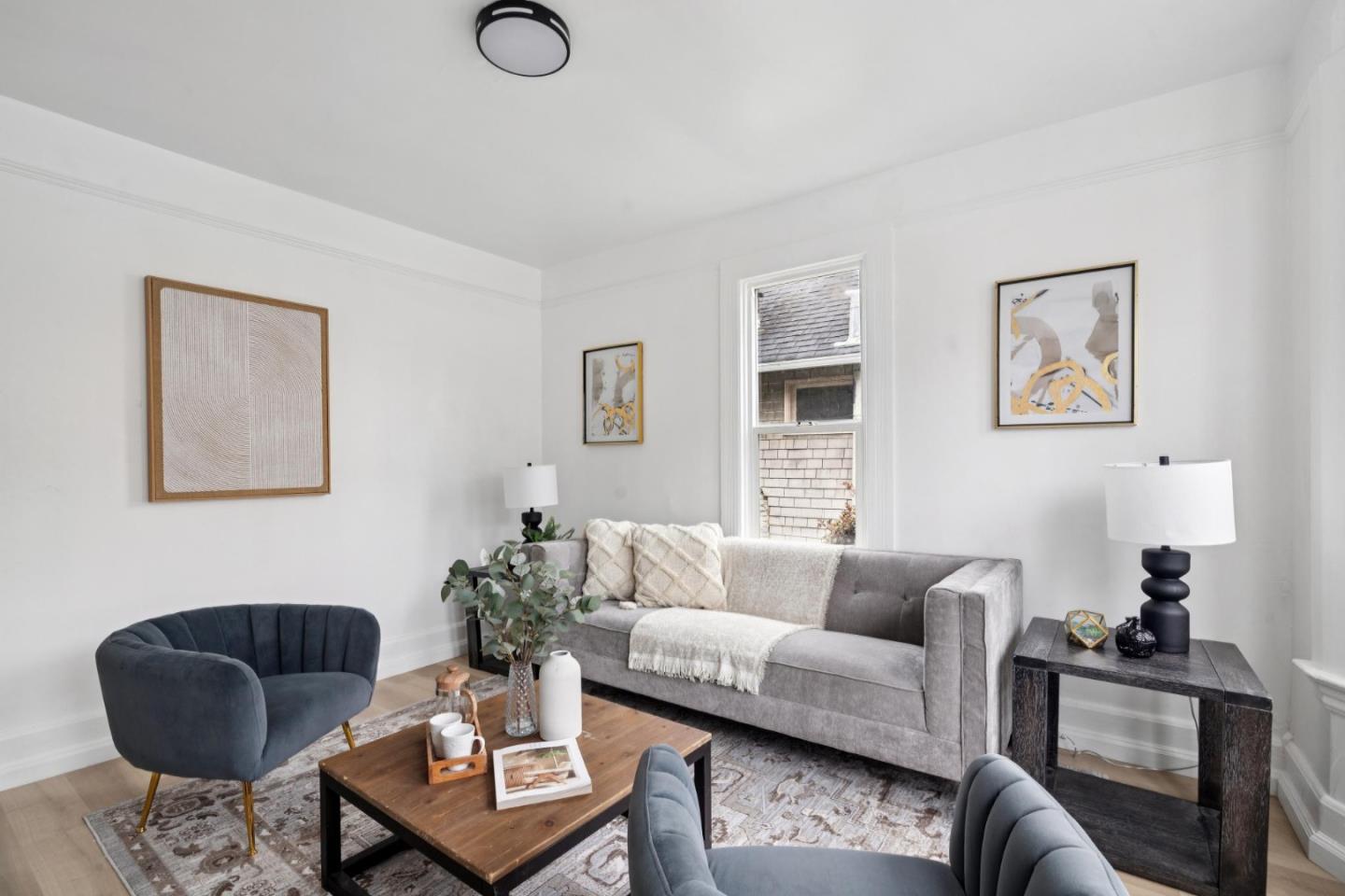 Detail Gallery Image 11 of 35 For 137 Holloway Ave, San Francisco,  CA 94112 - 3 Beds | 1 Baths