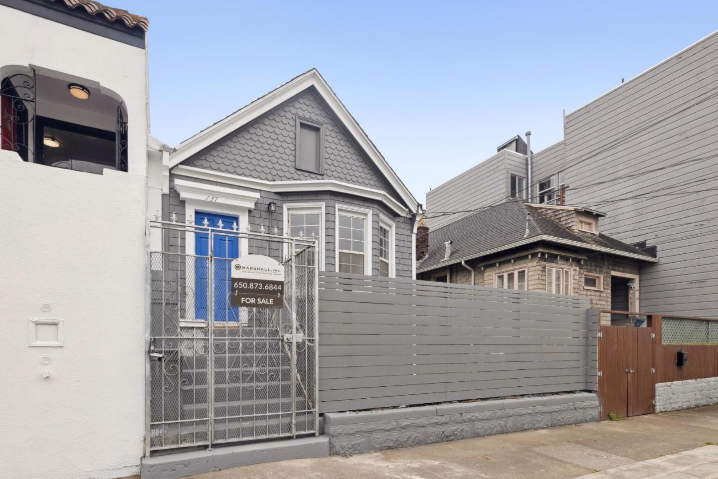 Detail Gallery Image 2 of 35 For 137 Holloway Ave, San Francisco,  CA 94112 - 3 Beds | 1 Baths