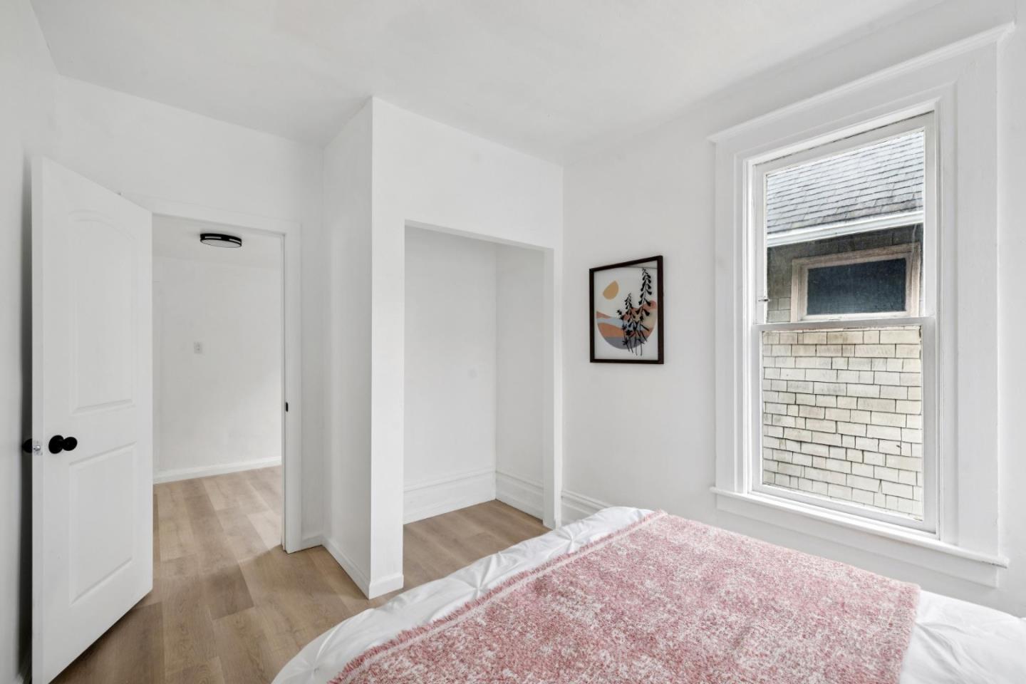 Detail Gallery Image 26 of 35 For 137 Holloway Ave, San Francisco,  CA 94112 - 3 Beds | 1 Baths