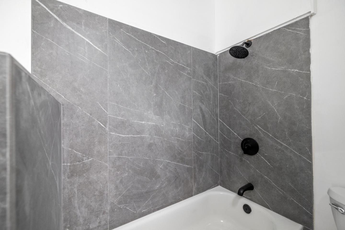 Detail Gallery Image 30 of 35 For 137 Holloway Ave, San Francisco,  CA 94112 - 3 Beds | 1 Baths