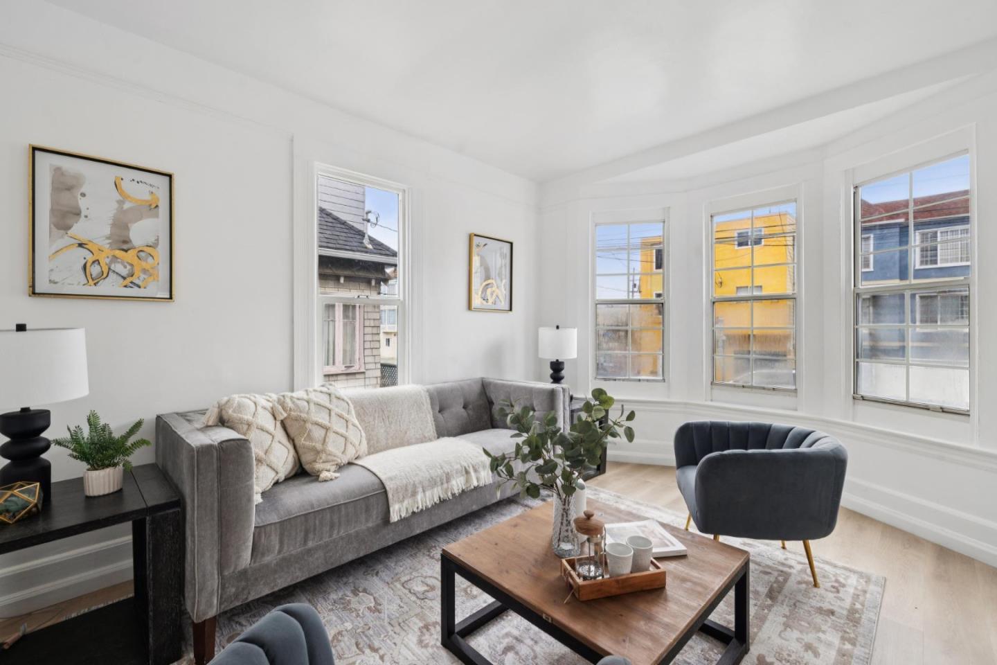 Detail Gallery Image 9 of 35 For 137 Holloway Ave, San Francisco,  CA 94112 - 3 Beds | 1 Baths