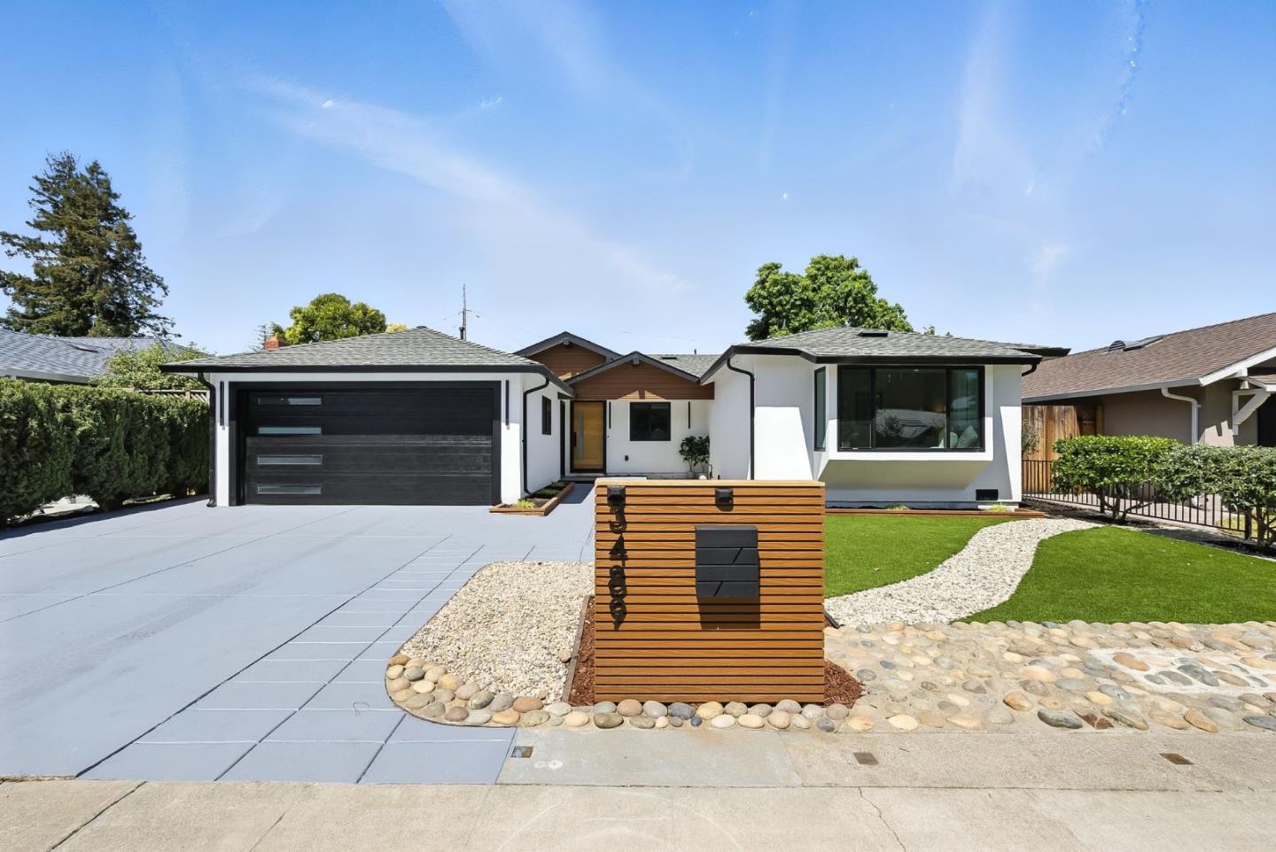 Detail Gallery Image 5 of 46 For 3489 Elaine Dr, San Jose,  CA 95124 - 4 Beds | 3 Baths