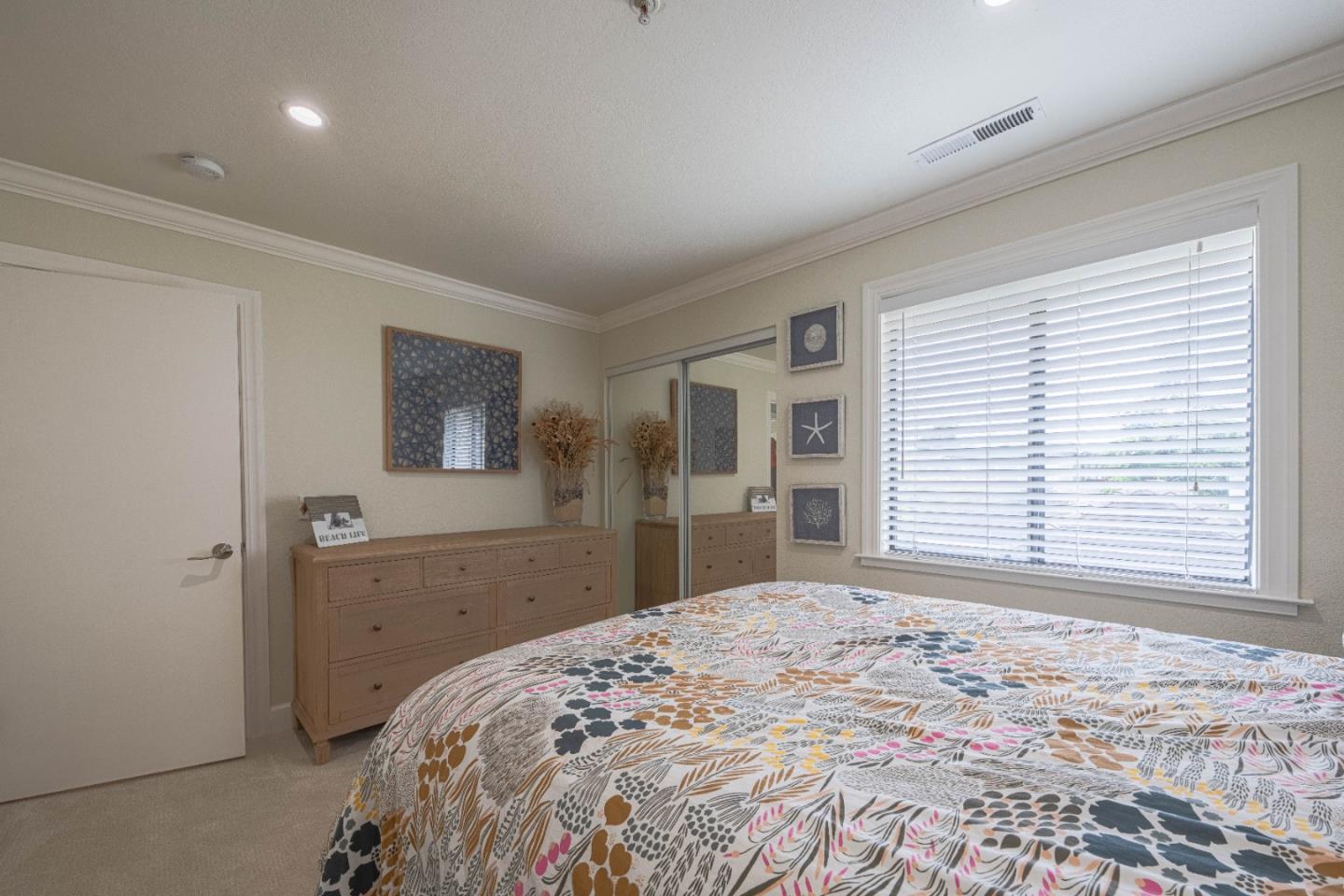 Detail Gallery Image 19 of 25 For 585 Laine St #10,  Monterey,  CA 93940 - 2 Beds | 1 Baths