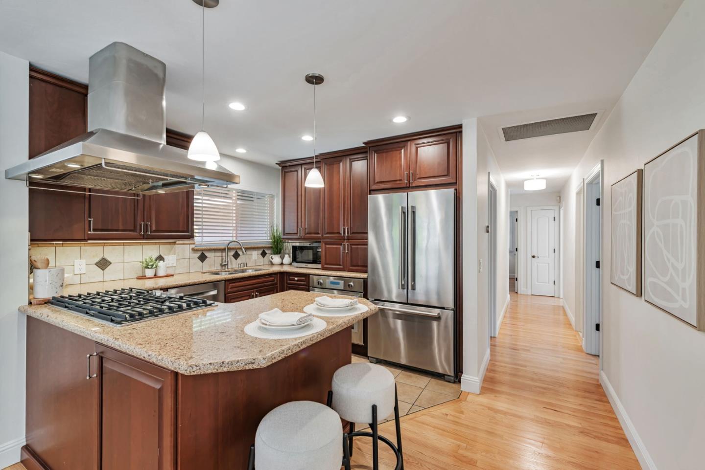 Detail Gallery Image 11 of 57 For 1711 Parkside Ave, San Jose,  CA 95125 - 4 Beds | 2 Baths
