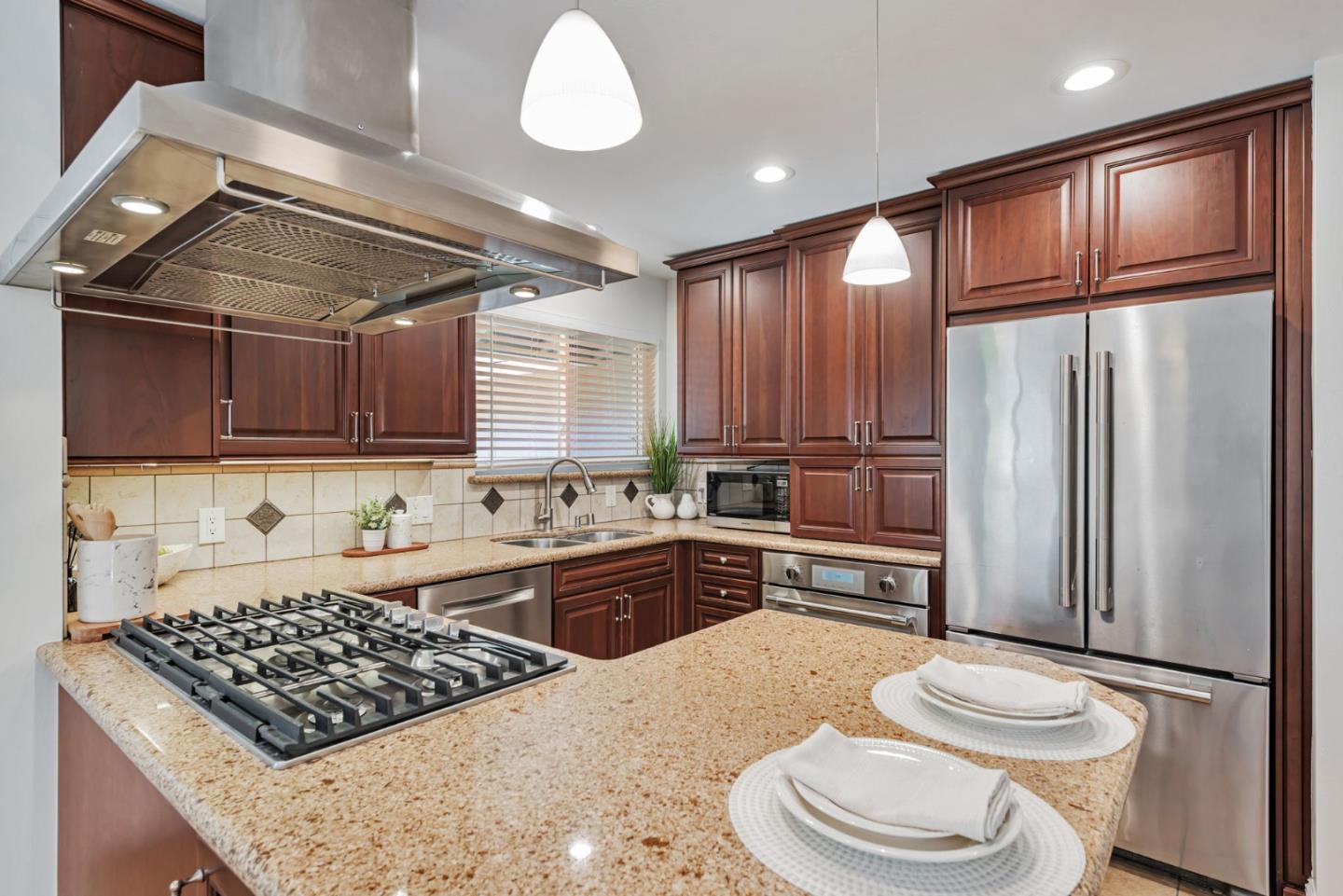 Detail Gallery Image 12 of 57 For 1711 Parkside Ave, San Jose,  CA 95125 - 4 Beds | 2 Baths