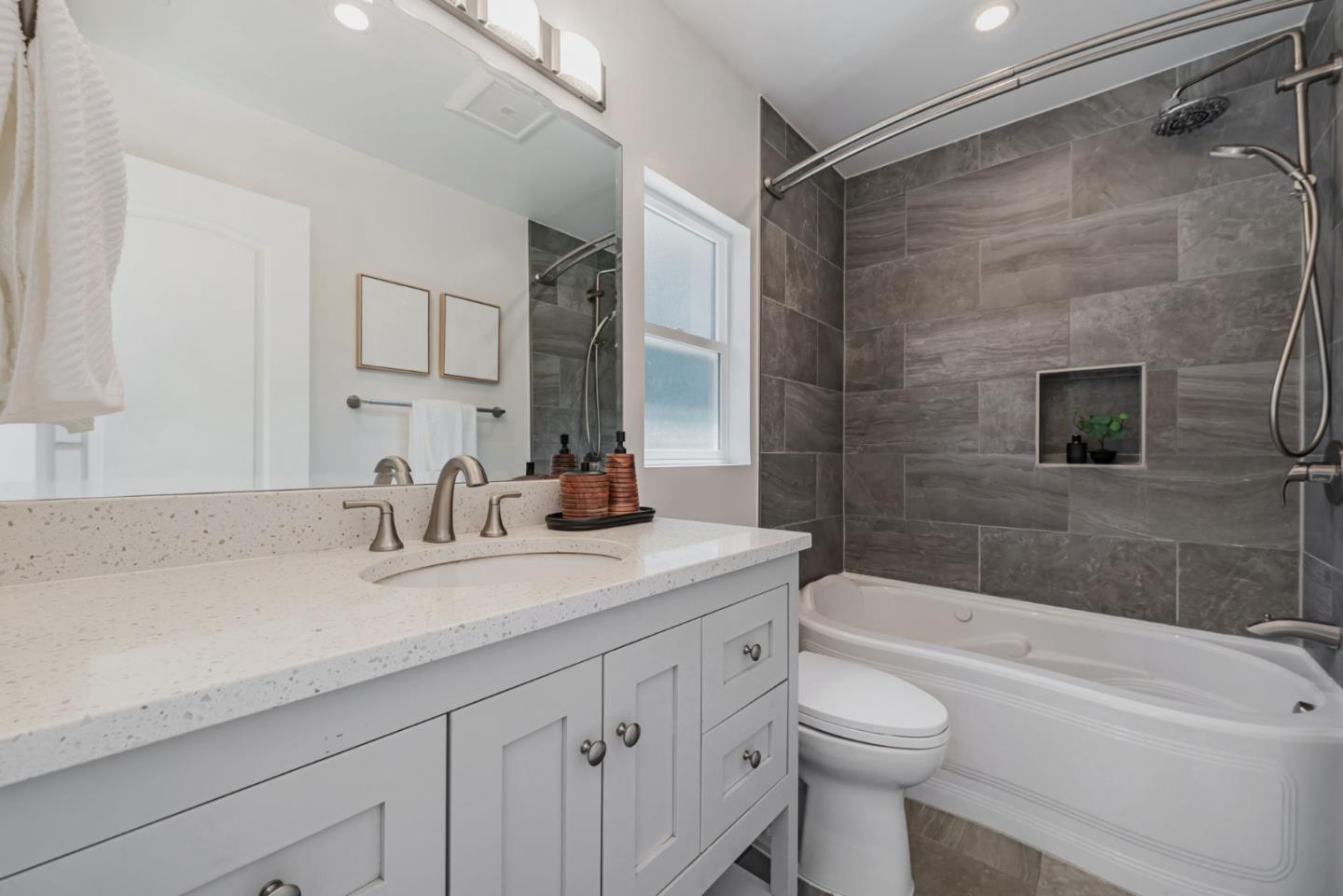 Detail Gallery Image 26 of 57 For 1711 Parkside Ave, San Jose,  CA 95125 - 4 Beds | 2 Baths