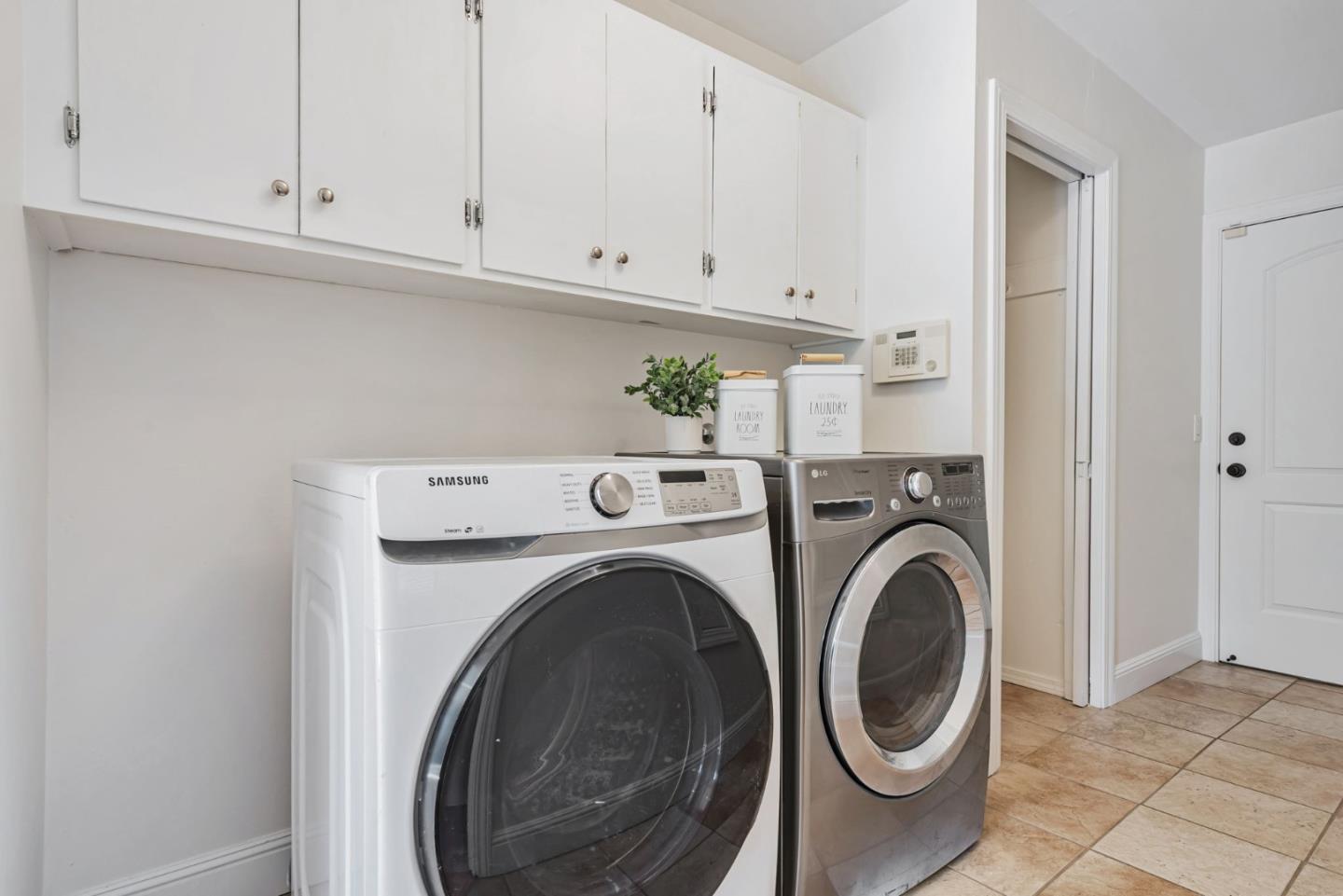 Detail Gallery Image 27 of 57 For 1711 Parkside Ave, San Jose,  CA 95125 - 4 Beds | 2 Baths